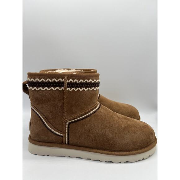 UGG Classic Mini Atherson Boot Chestnut 1158222 Men's Size 10 New - Picture 1 of 16